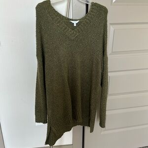 Forest green hi- low sweater